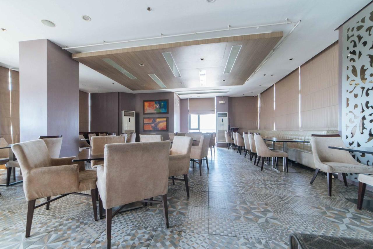Reddoorz Premium @ West Avenue Quezon City Exterior photo